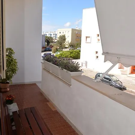 Faro Bianco