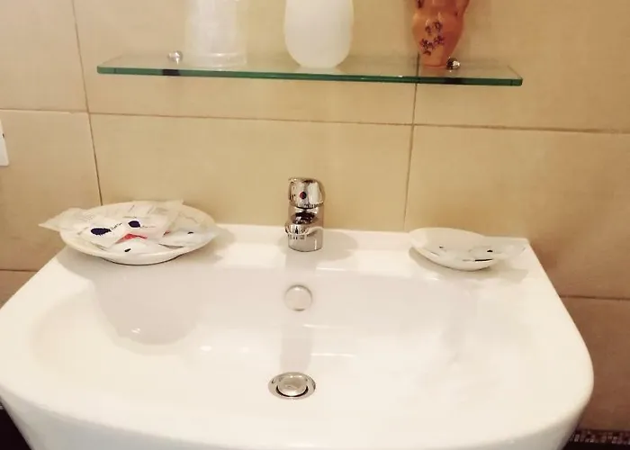 Alojamento de Acomodação e Pequeno-almoço Faro Bianco